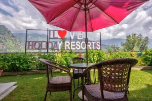best resorts in manali
